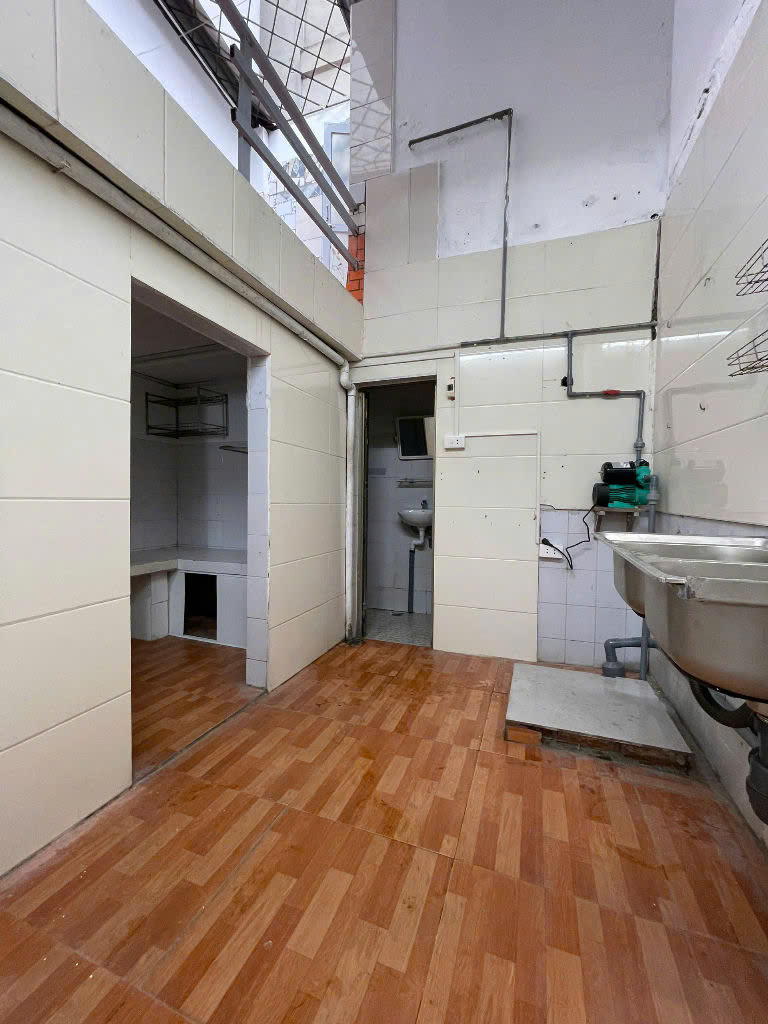 Cho thuê nhà nguyên căn Phố Nguyễn An Ninh, 2 tầng x 50m2, 2 ngủ, 2 WC, 8 Triệu ở gđ, nhóm - Ảnh chính